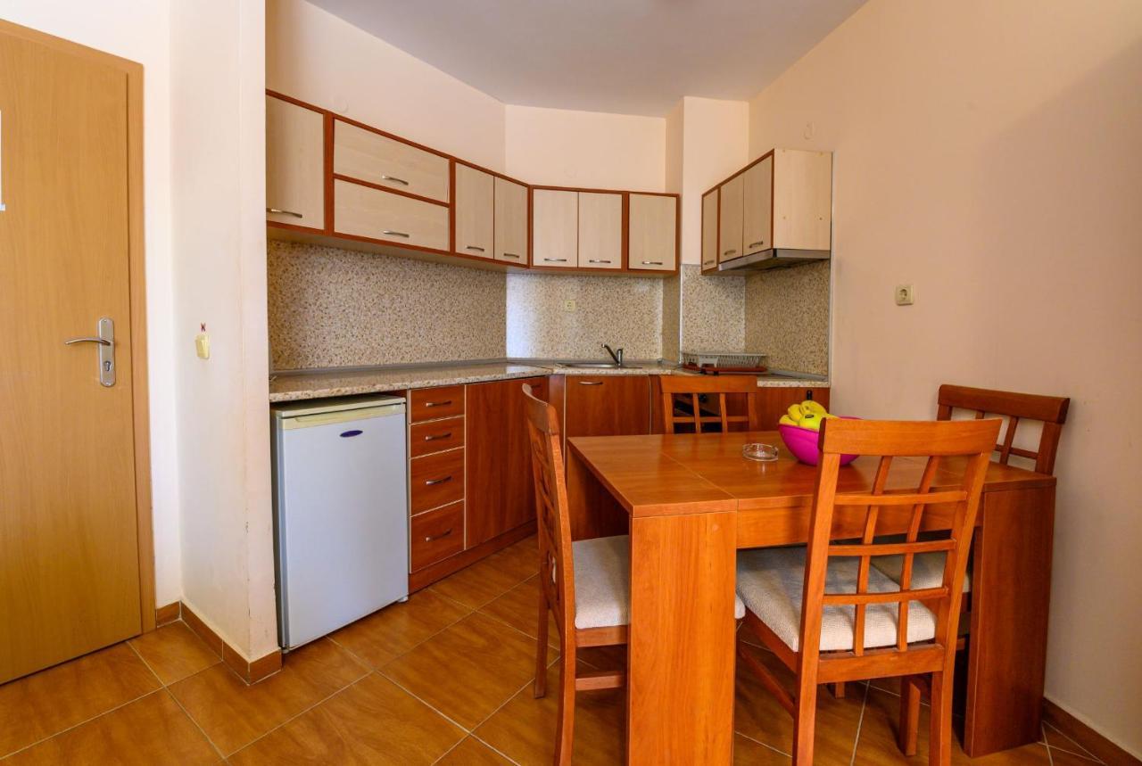 Apartcomplex Panorama Dreams Sveti Vlas Esterno foto